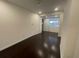 20658 45th Rd, Bayside, NY 11361