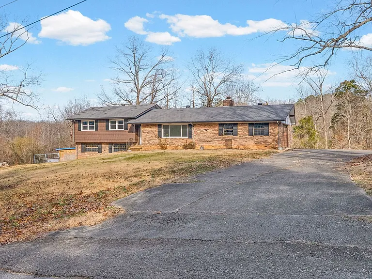 103 Millers Hill Rd — Photo 32