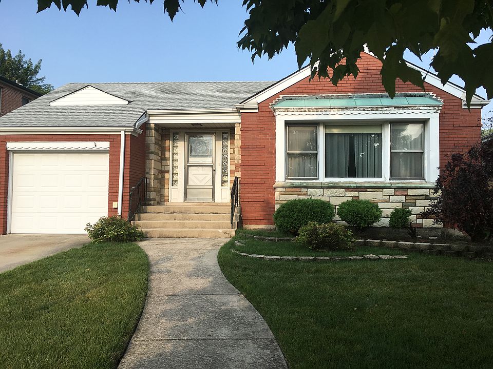 2nd image of 9820 S Trumbull Ave