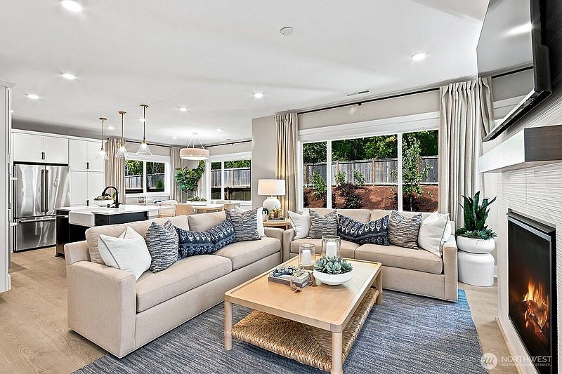5th image of 19300 Bergen Drive NW #22