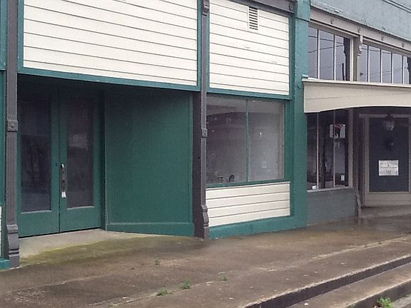 3rd image of 113 E Center St