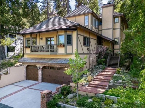 27598 Meadow Bay Dr, Lake Arrowhead, CA 92352