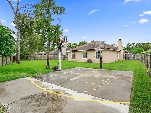 5th image of 12826 Cedar Brook Ct