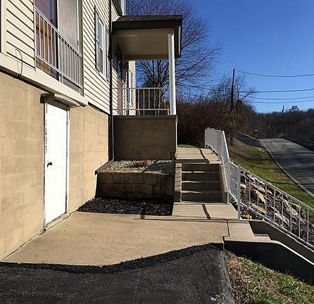 5th image of 1033 Sunview Ave