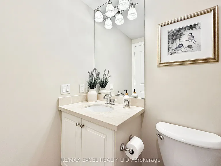 10101 N Yonge St #408 — Photo 31