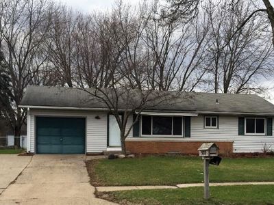 948 Duchess Ln, Apple Valley, MN, 55124