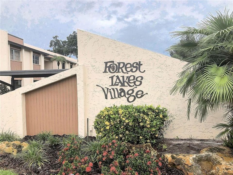 1st image of 2522 Clubhouse Dr Unit 106