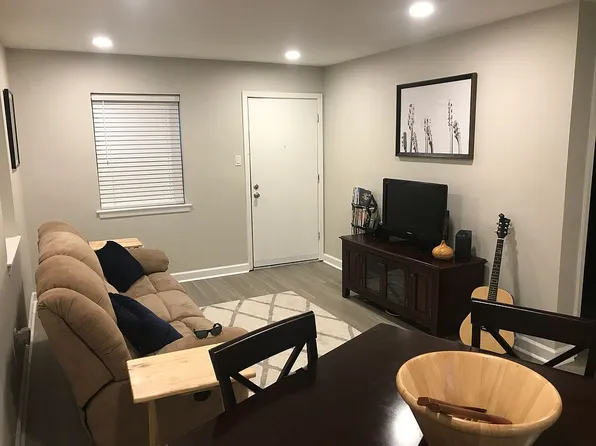 2301 Edenborn Ave APT 303, Metairie, LA 70001
