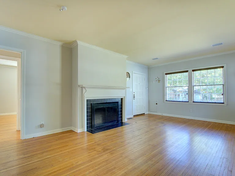 2239 S Louisville Ave — Photo 6