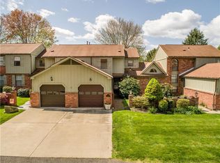 1342 Lexington Dr, Lawrence, PA 15055