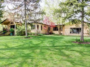 9326 S 84th Ave, Hickory Hills, IL
