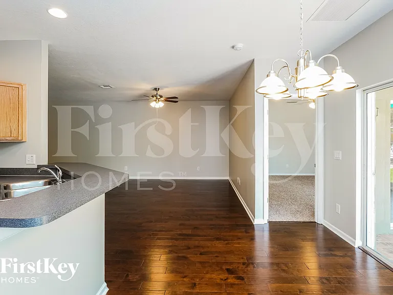 2061 Marsh Hawk Dr — Photo 8