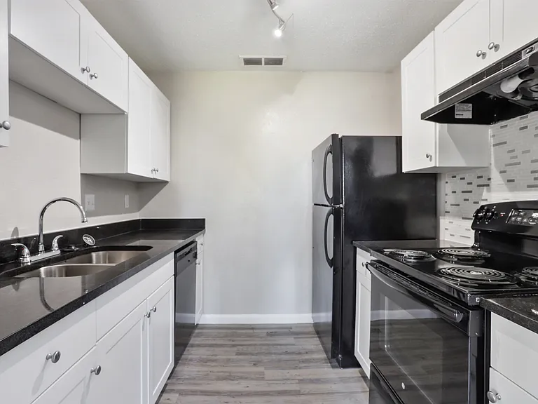 5501 N University Club Blvd — Photo 5