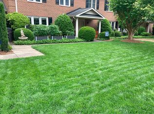 879 Brookleigh Ct, Winston Salem, NC 27104