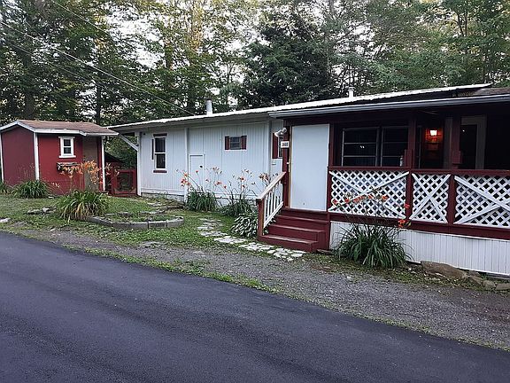 2nd image of 3660 Stone Hill Dr