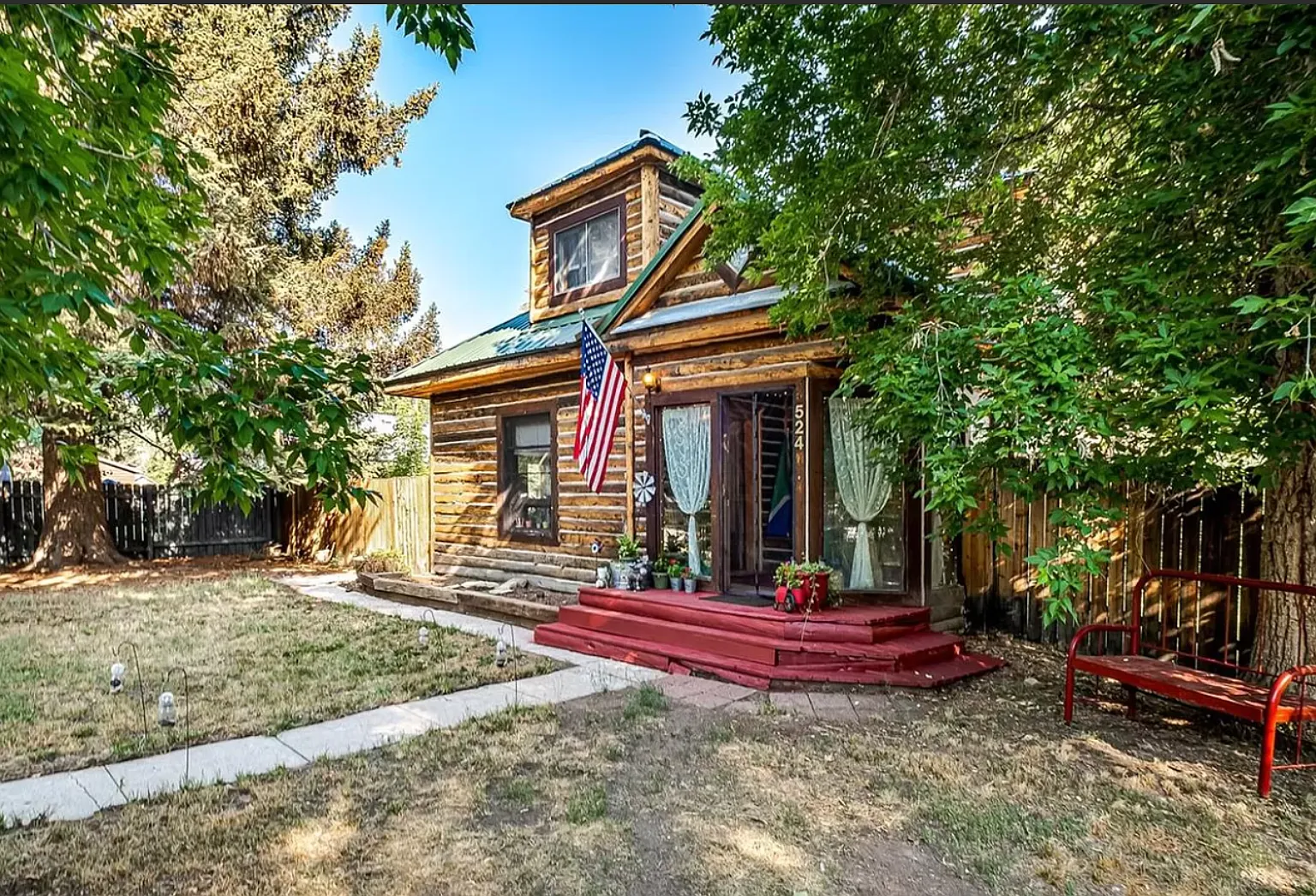 4 bed, 1920 sqft, $3,500 — Photo 2
