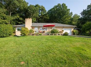 325 Gilberts Hill Rd, Lehighton, PA 18235