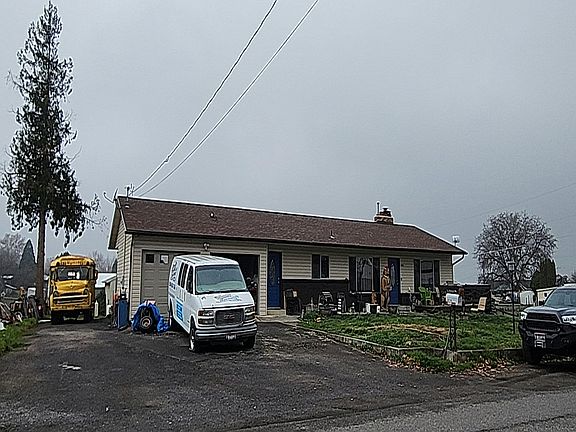 3rd image of 3114 8th St