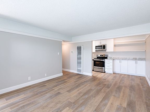 2nd image of 114 Sharene Ln #140-17