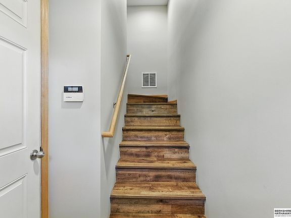 4th image of 6031 N 167th Ct