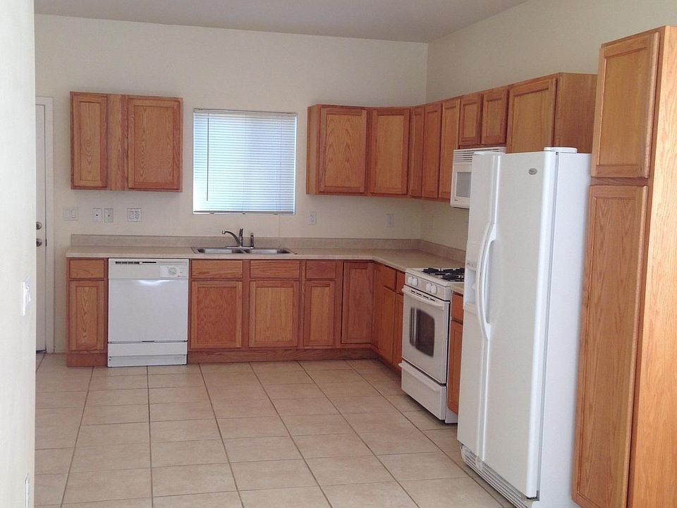 Large Open Kitchen