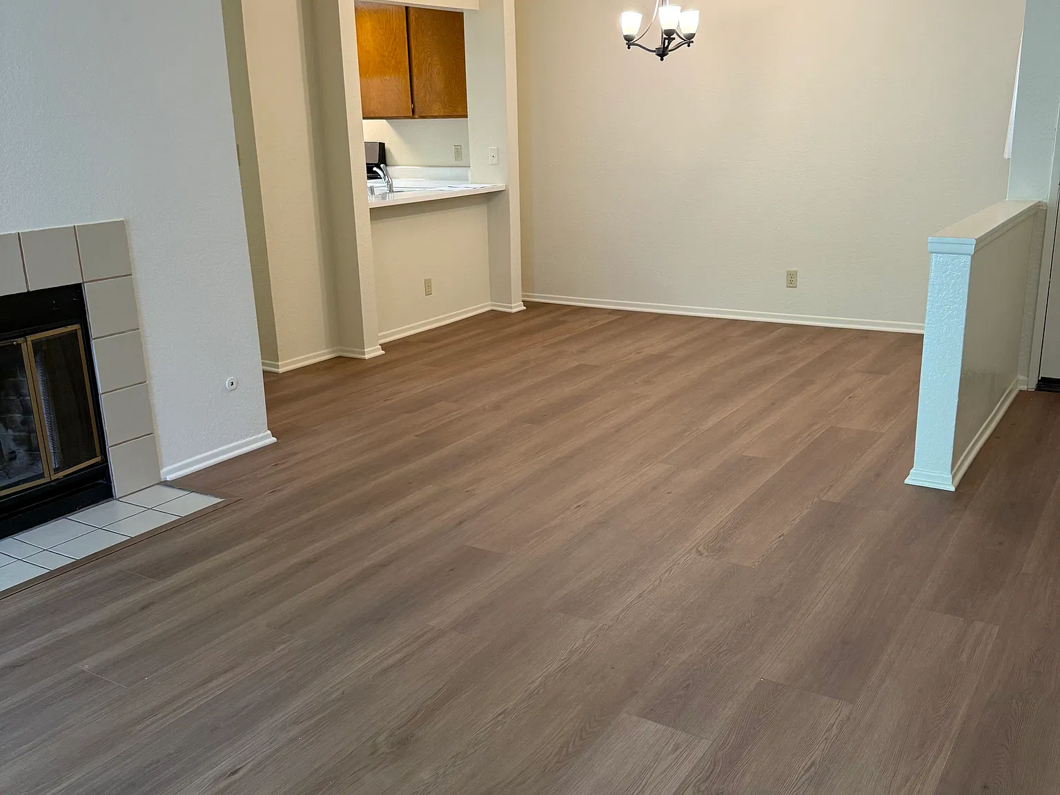 222 S Holliston Ave — Photo 4