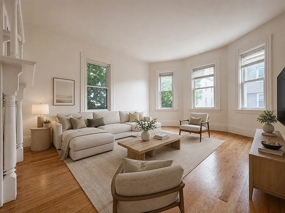 9 Holden St #3