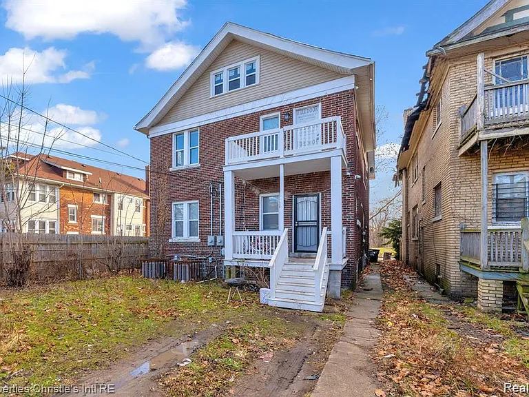 2508 Clairmount St — Photo 20