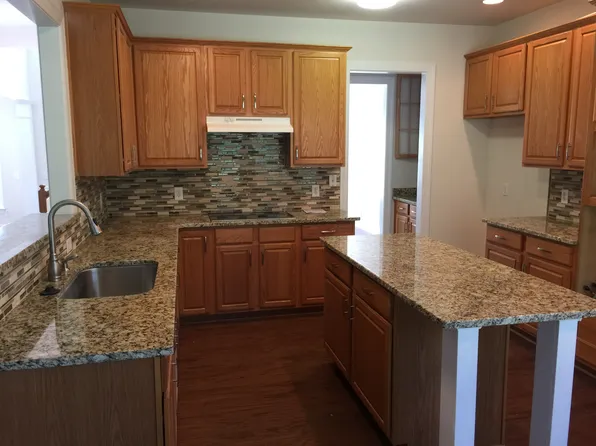 10304 Merlin Meadows Ct, Charlotte, NC 28277