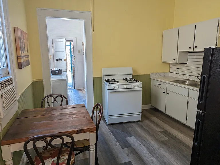 431 Vallette St — Photo 12