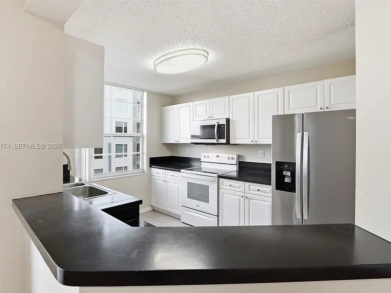 520 SE 5th Ave #2403 — Photo 23