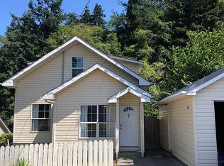 63691 Harriet Rd, Coos Bay, OR 97420