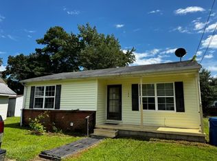 164 Hughes Ave, Virginia Beach, VA 23451