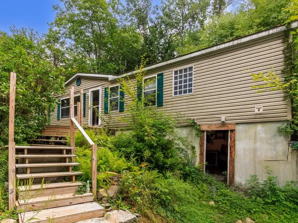 70 South Road, Harrisville, NH 03450