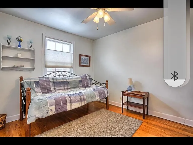 563 E Frederick St — Photo 12