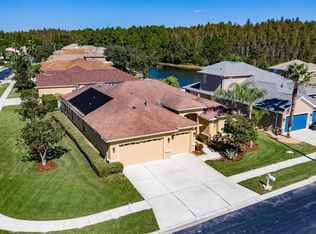 1854 Beaconsfield Dr, Zephyrhills, FL 33543