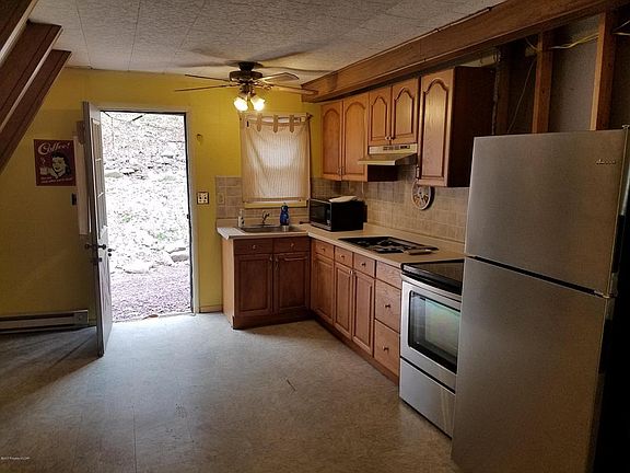 2nd image of 1156 Woodhaven Dr