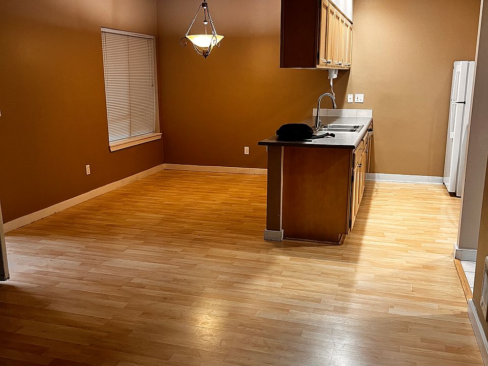 Living and Dinning