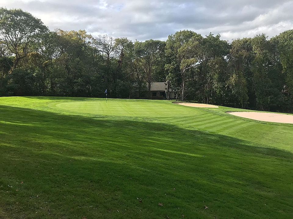1st image of 161 Skyline Dr