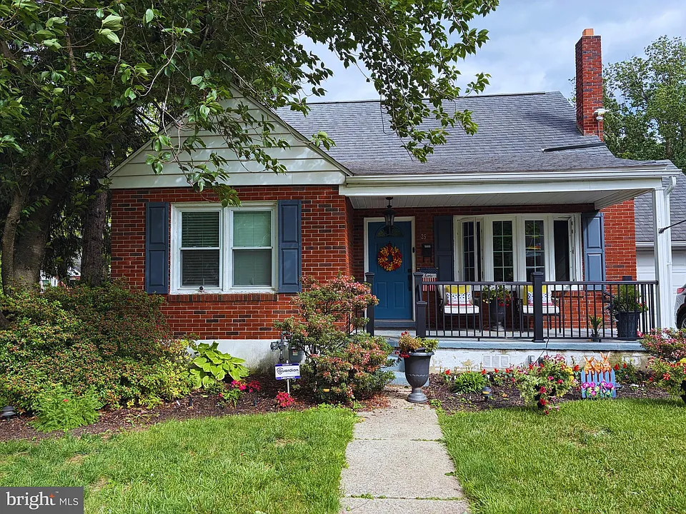 25 Valley Rd