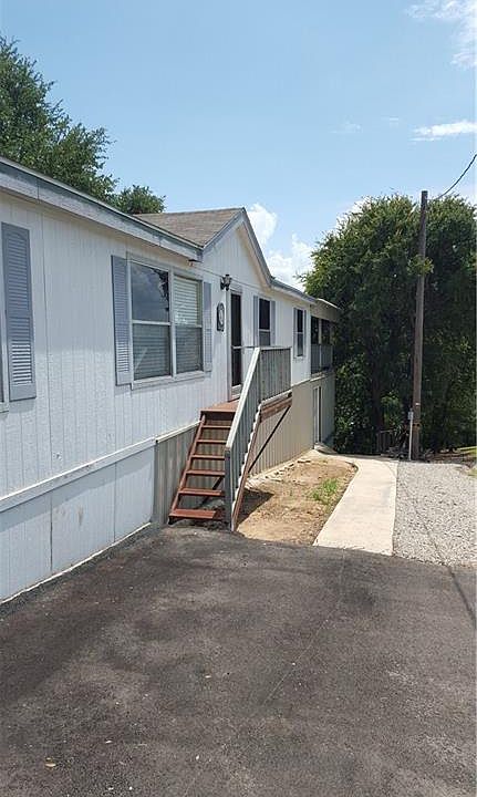 1st image of 4951 Tamarack Dr