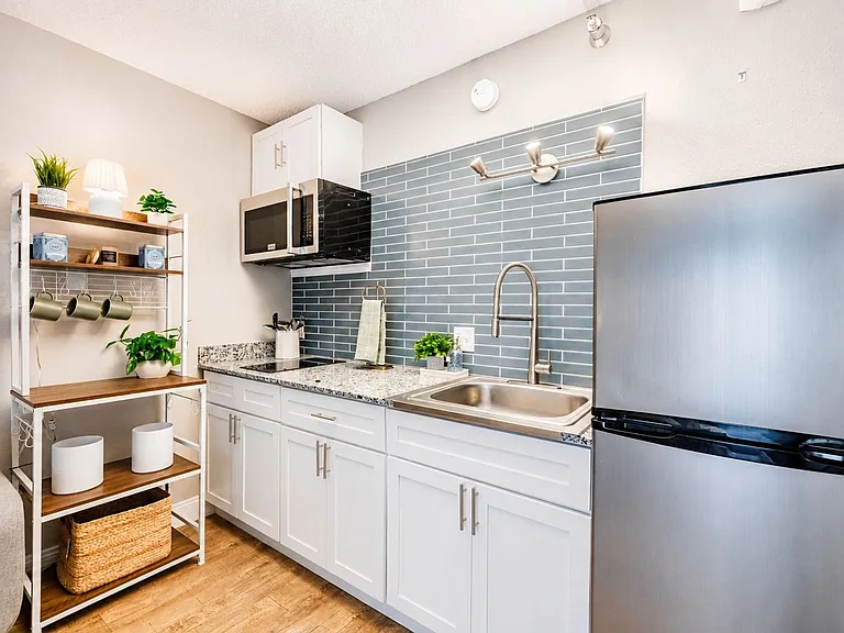 Alta Apartments — Photo 51