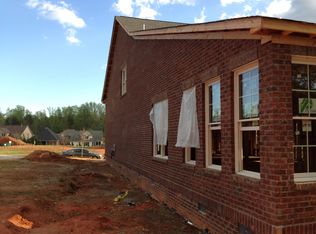 1320 Westridge Rd, Greensboro, NC 27410