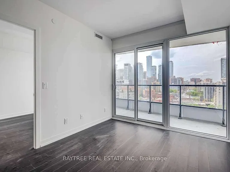 85 Wood St #2710 — Photo 4