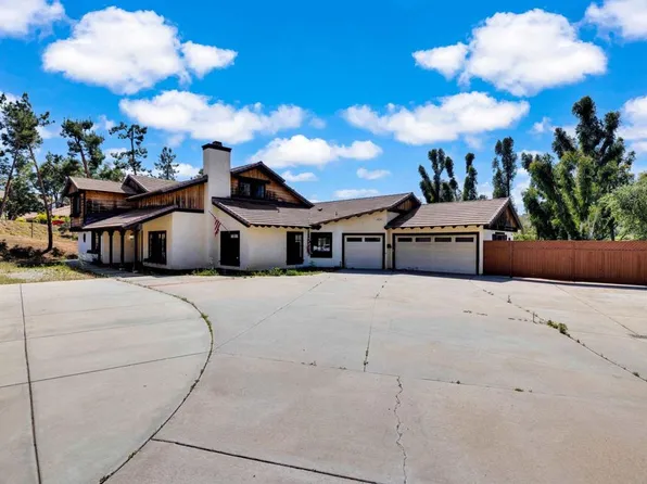 9878 Quail Canyon Rd, El Cajon, CA 92021