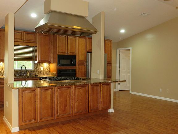 2nd image of 2321 Mantilla Ave SE