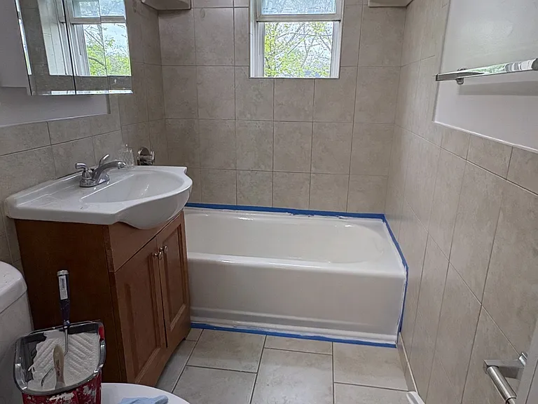 2 webster — Photo 4