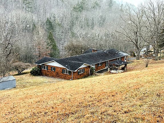 2nd image of 20 Canterbury School Rd