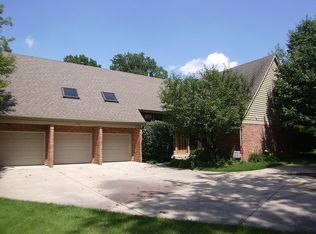 1131 Black Stallion Ct, Naperville, IL 60540