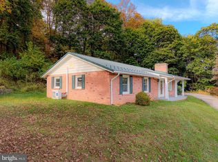 680 Barclay Dr, Bedford, PA 15522